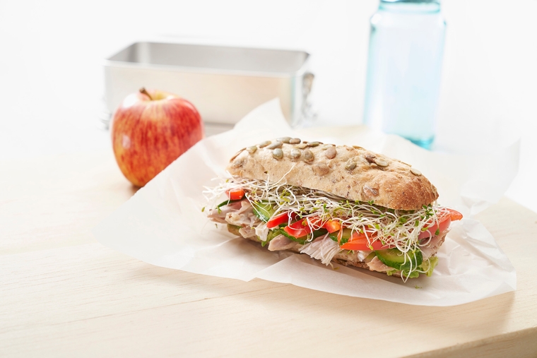 Chicken Pesto Chunky Roll