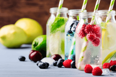 water flavoured with fruit 
